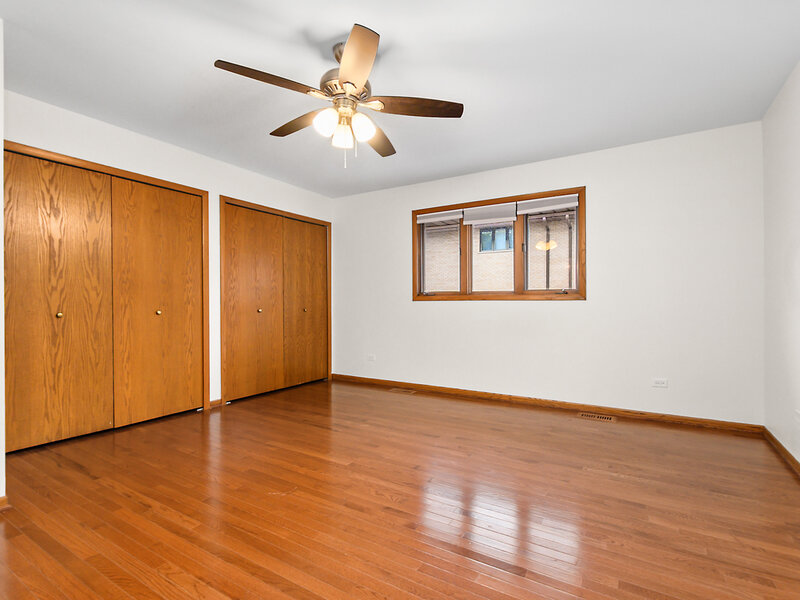 8316 Ashley Lane Tinley Park IL 60477