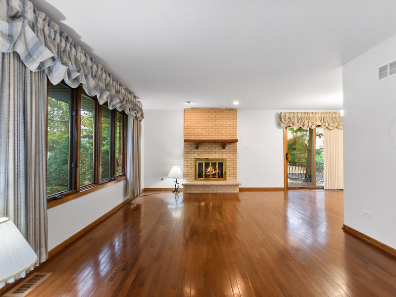 8316 Ashley Lane Tinley Park IL 60477