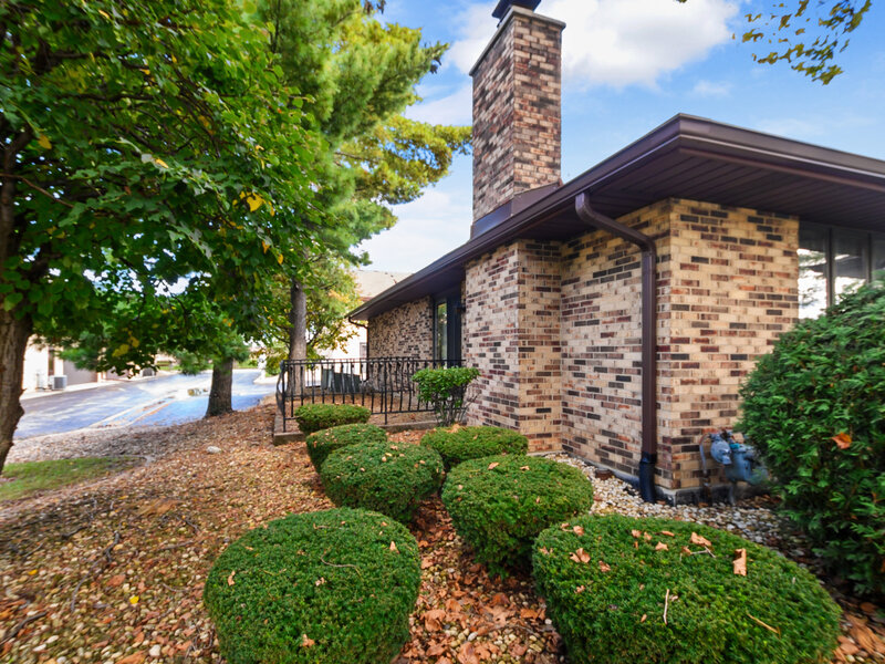 8316 Ashley Lane Tinley Park IL 60477