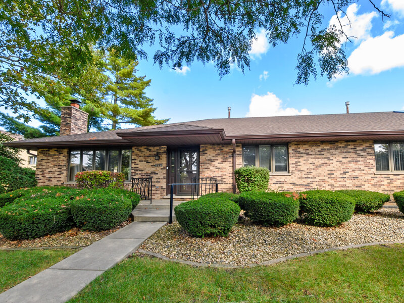 8316 Ashley Lane Tinley Park IL 60477