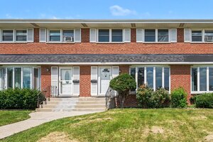 Photo of 15 Virginia Lane Elmhurst IL 60126