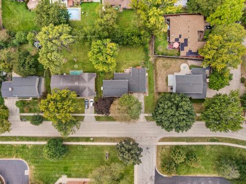 1703 Mayfair Road Champaign IL 61821