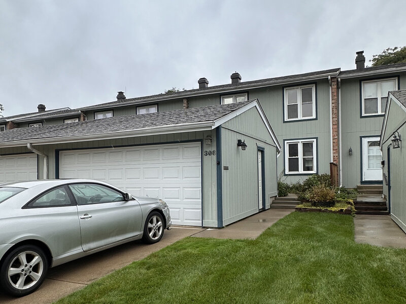306 Colony Green Drive Bloomingdale IL 60108
