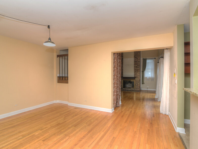 306 Colony Green Drive Bloomingdale IL 60108