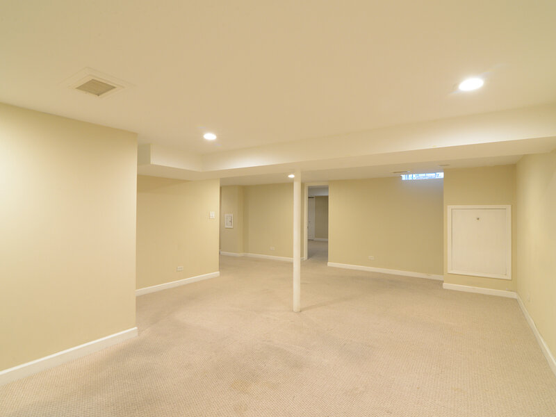 306 Colony Green Drive Bloomingdale IL 60108