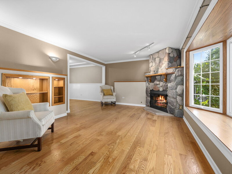 4431 Waubansie Lane Lisle IL 60532