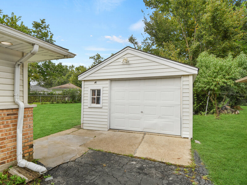 108 Shabbona Drive Park Forest IL 60466