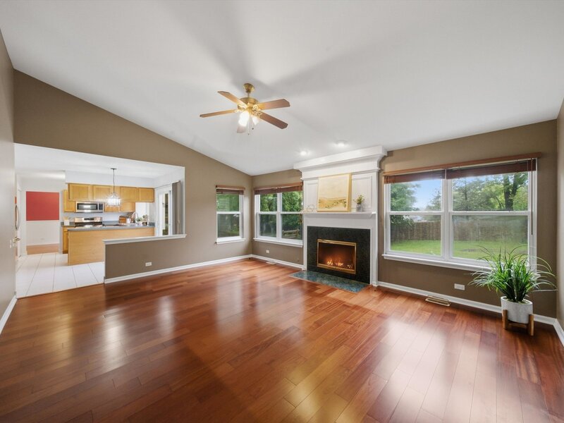 73 Fieldstone Drive Lake Villa IL 60046
