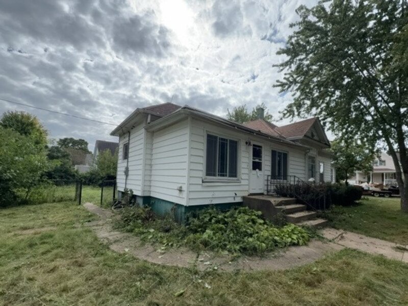 103 S Chicago Avenue Ladd IL 61329