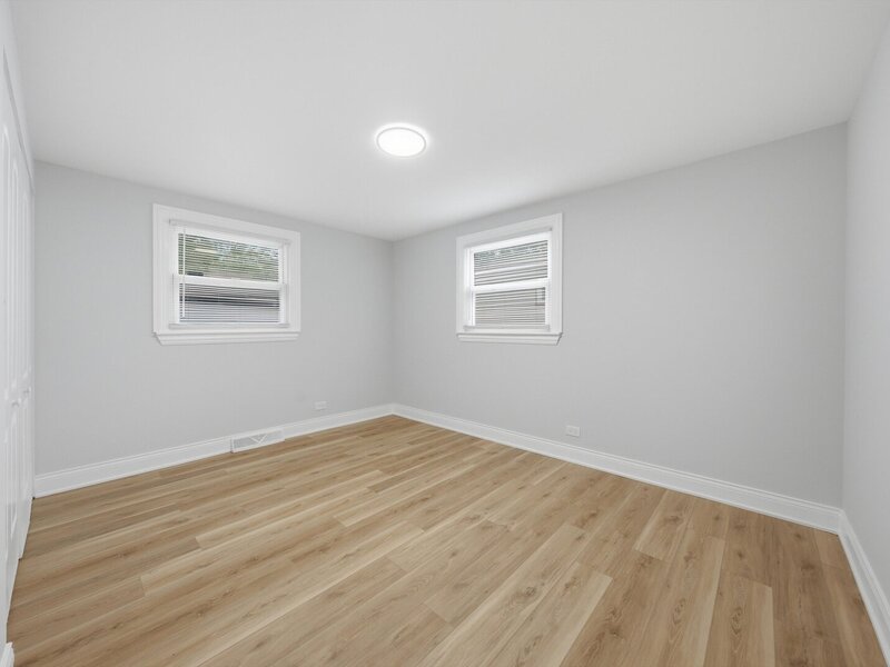 16548 Paulina Street Markham IL 60428