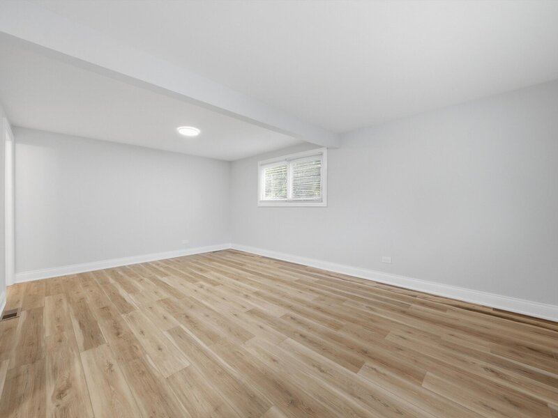 16548 Paulina Street Markham IL 60428