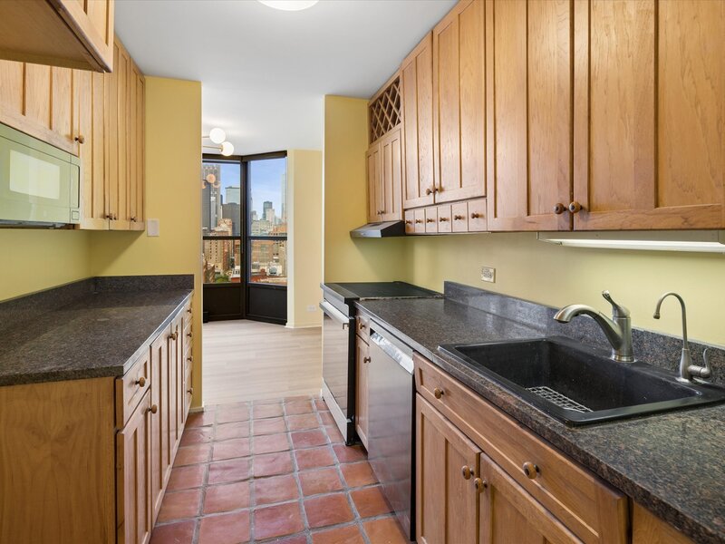 901 S Plymouth Court Chicago IL 60605