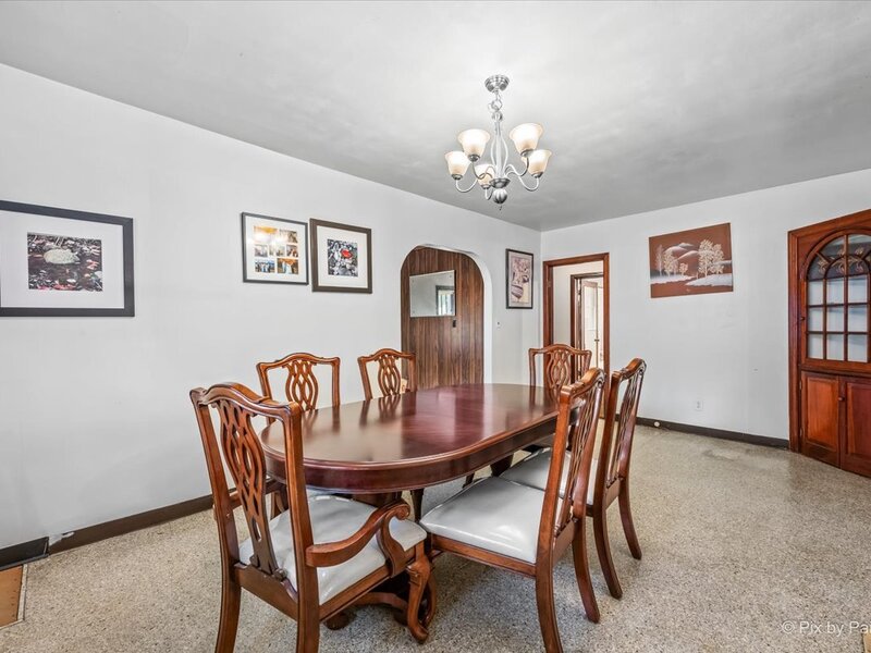 867 Clay Street Woodstock IL 60098