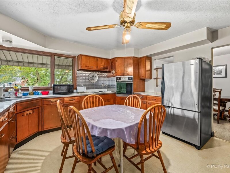 867 Clay Street Woodstock IL 60098