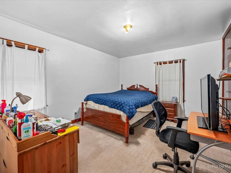 867 Clay Street Woodstock IL 60098