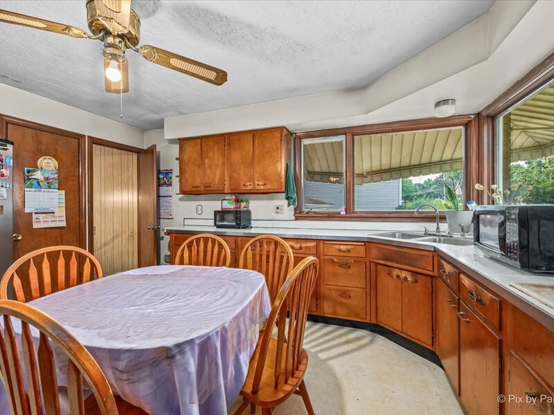867 Clay Street Woodstock IL 60098