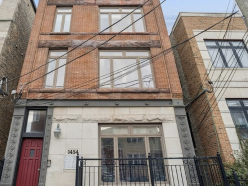 1454 W Blackhawk Street Chicago IL 60642