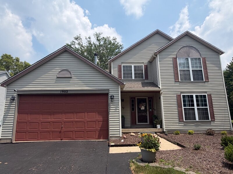 1902 Chestnut Grove Drive Plainfield IL 60586