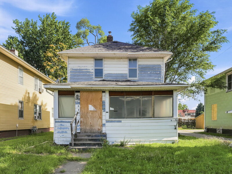 1121 15th Avenue Rock Island IL 61201