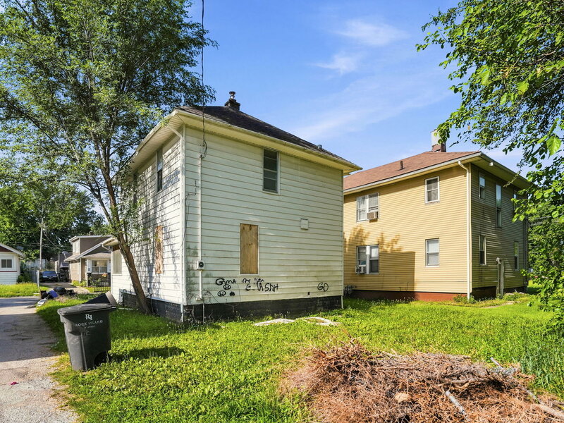 1121 15th Avenue Rock Island IL 61201