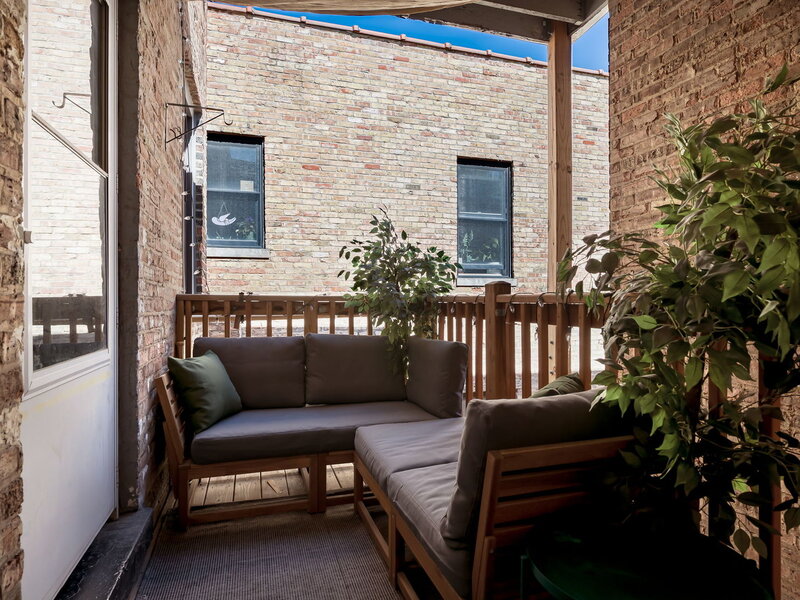 1425 W Summerdale Avenue Chicago IL 60640