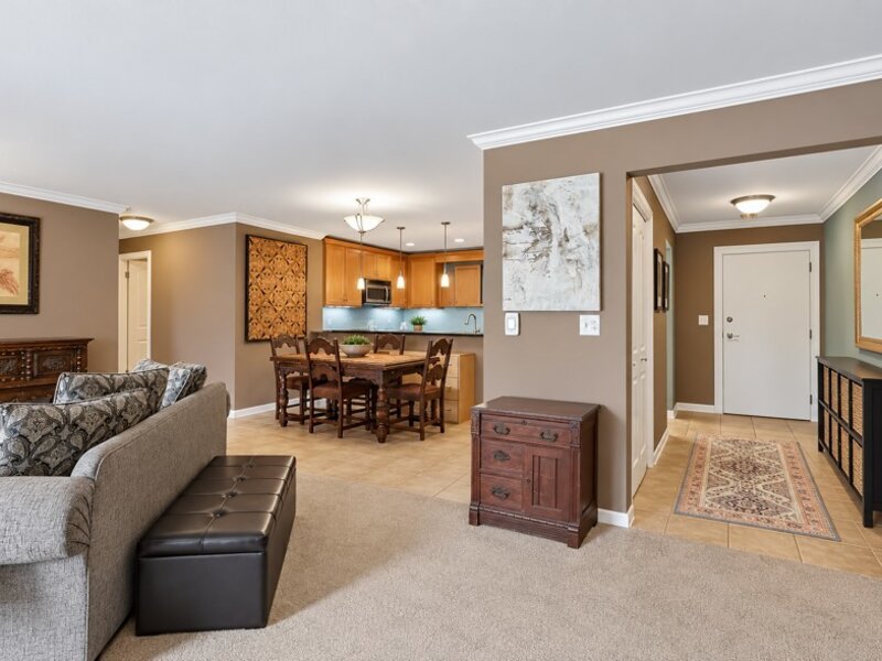 201 Thames Parkway Park Ridge IL 60068