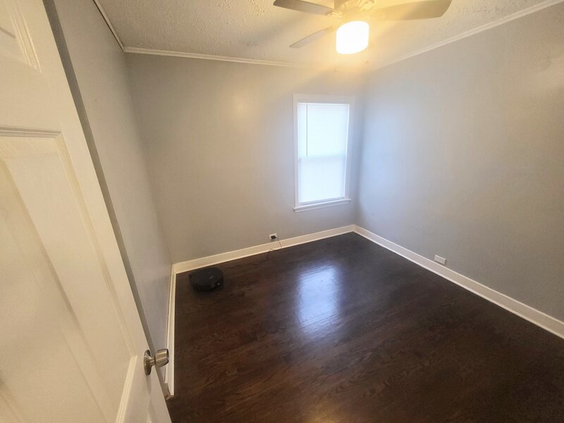 10145 S Perry Avenue Chicago IL 60628