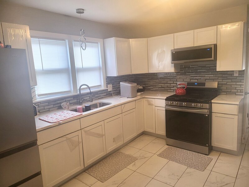 10145 S Perry Avenue Chicago IL 60628
