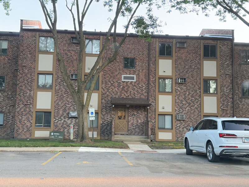 753 S Dwyer Avenue Arlington Heights IL 60005