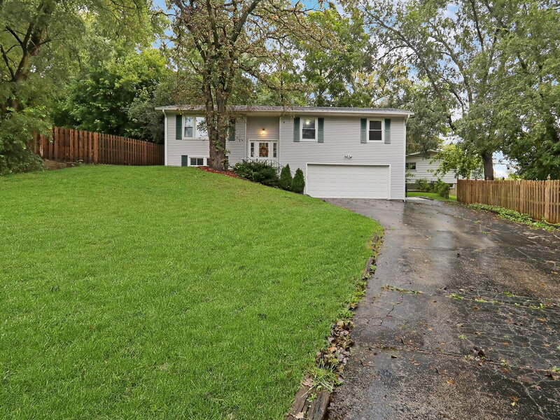 35063 N Sheridan Drive Ingleside IL 60041