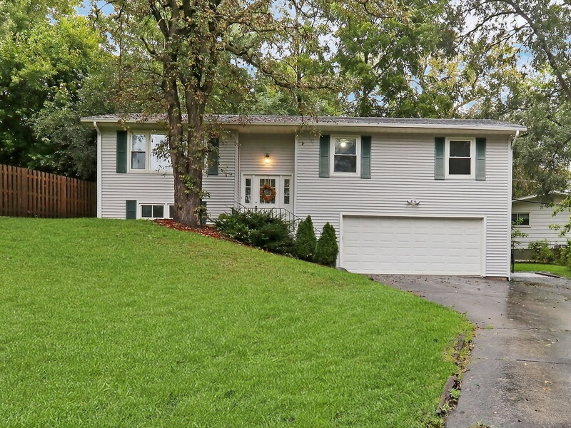 35063 N Sheridan Drive Ingleside IL 60041