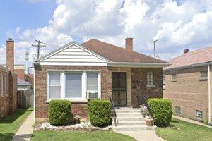 Photo of 8644 S Chappel Avenue Chicago IL 60617