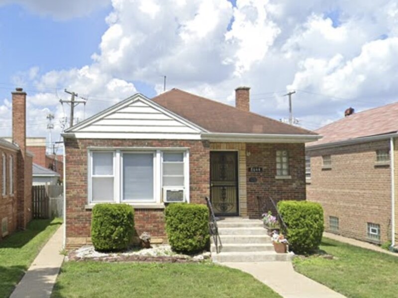 8644 S Chappel Avenue Chicago IL 60617