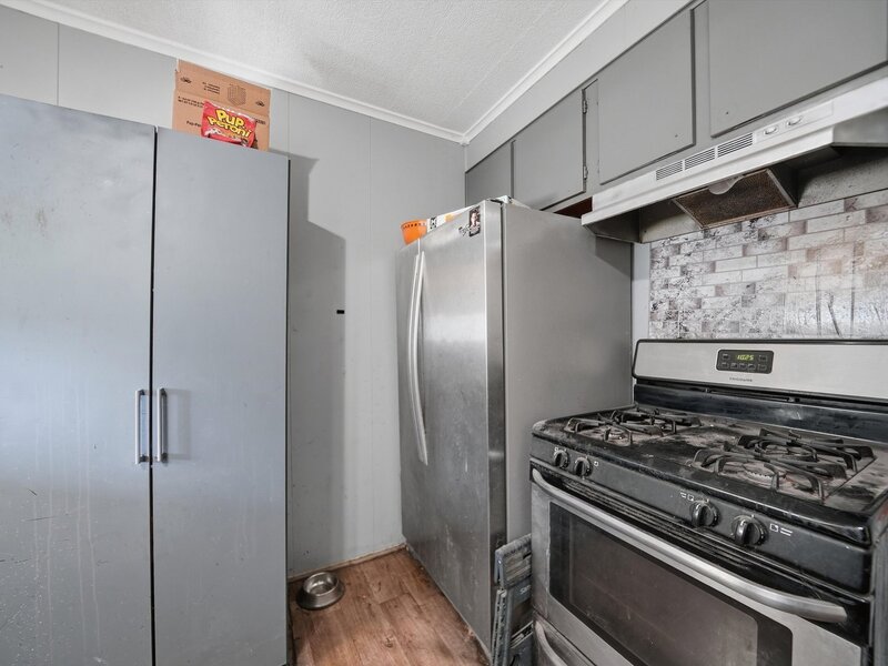 7025 W 73rd Place Chicago IL 60638