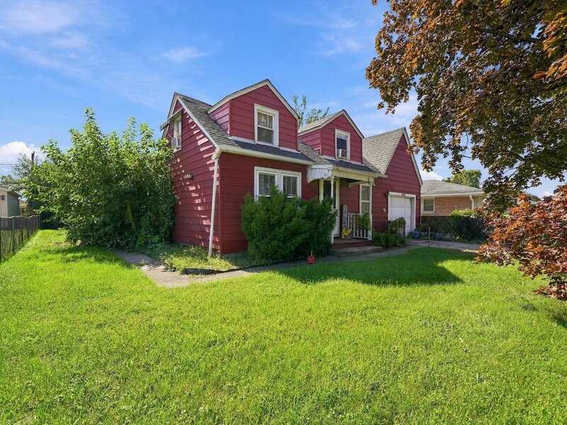 7025 W 73rd Place Chicago IL 60638