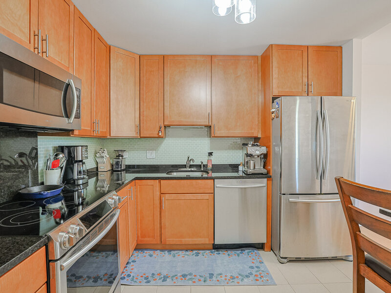 9078 Heathwood Drive Niles IL 60714