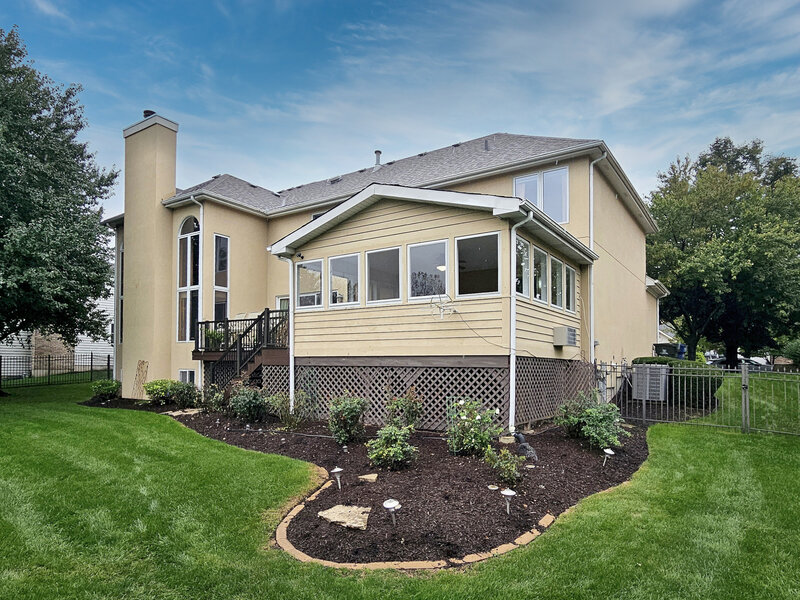 1944 Clyde Drive Naperville IL 60565