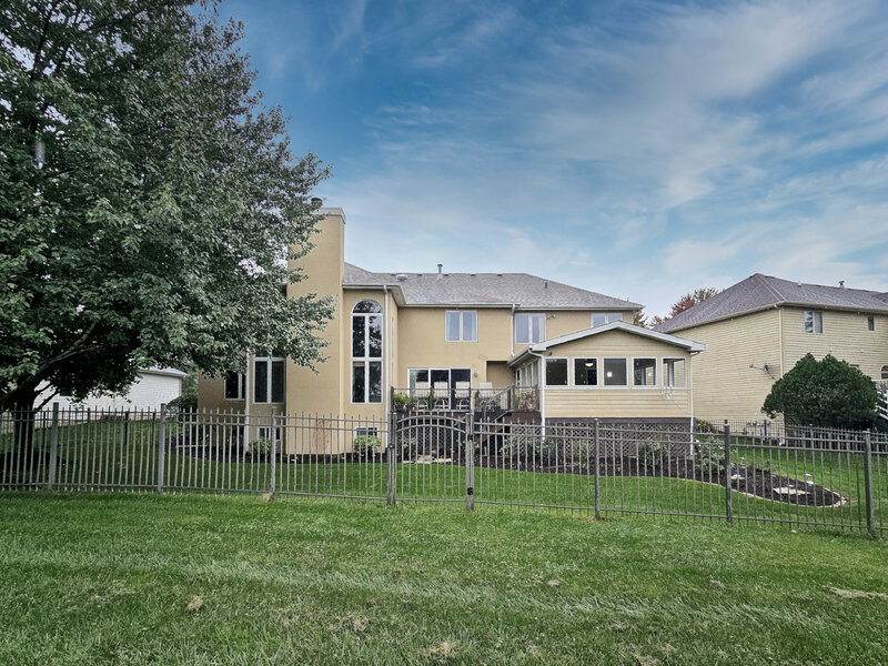 1944 Clyde Drive Naperville IL 60565