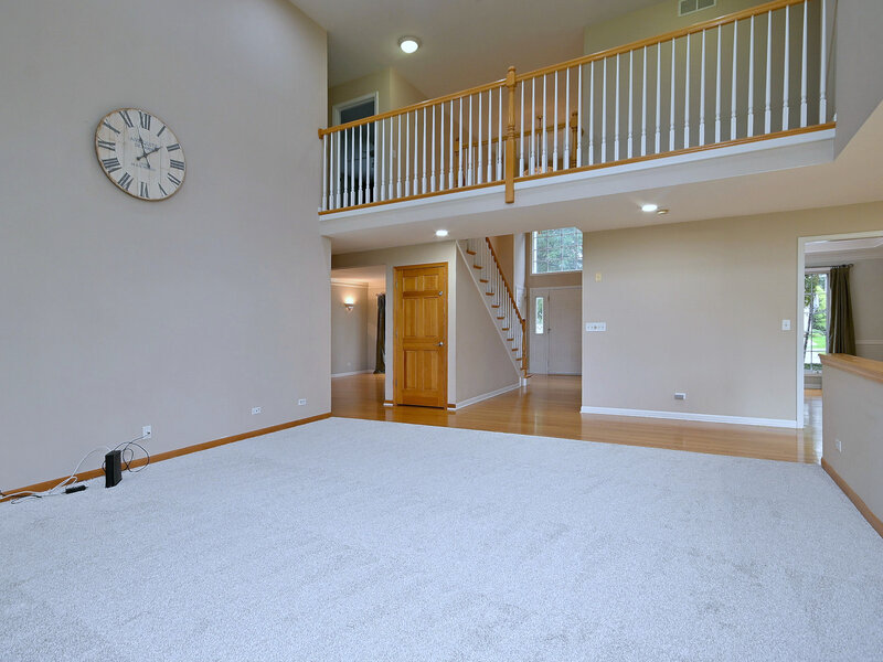 1944 Clyde Drive Naperville IL 60565