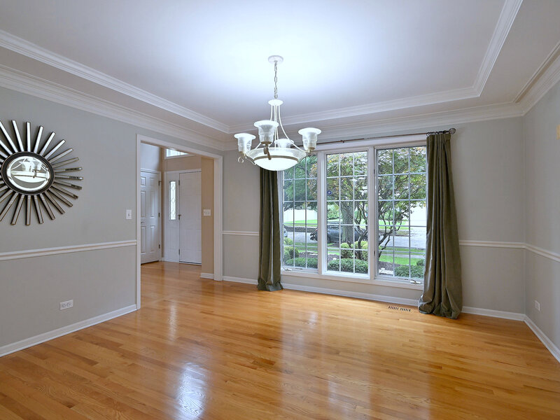 1944 Clyde Drive Naperville IL 60565