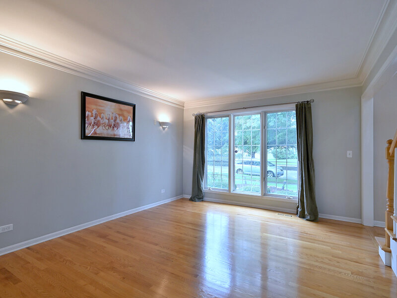 1944 Clyde Drive Naperville IL 60565