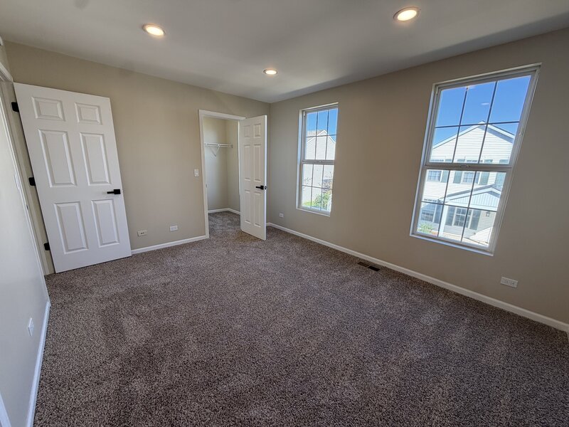 172 Presidential Boulevard Oswego IL 60543
