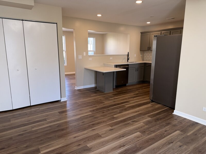 172 Presidential Boulevard Oswego IL 60543