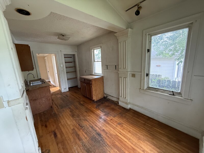 309 Adams Street Rockford IL 61107