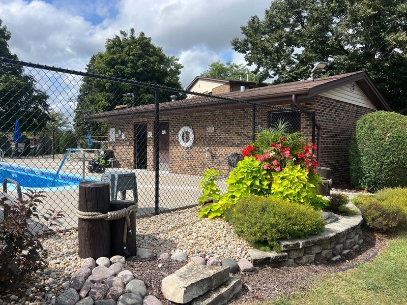 13933 Laramie Avenue Crestwood IL 60418