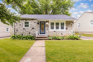 Photo of 1135 E Galena Boulevard Aurora IL 60505