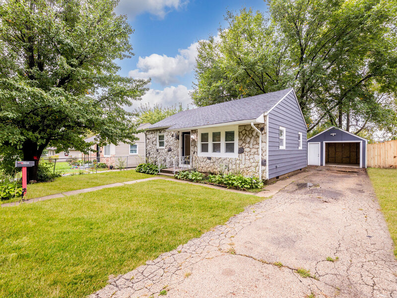 1135 E Galena Boulevard Aurora IL 60505