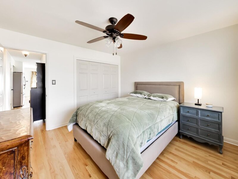 838 S Grant Avenue Villa Park IL 60181