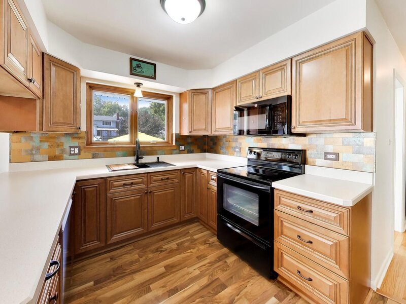 838 S Grant Avenue Villa Park IL 60181