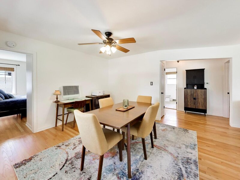 838 S Grant Avenue Villa Park IL 60181
